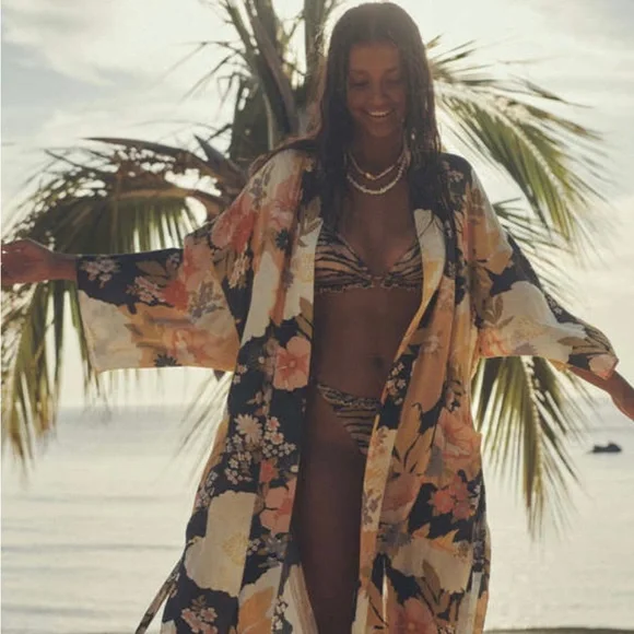 Spell Tyler Maxi Robe Charcoal - Picture 2 of 8